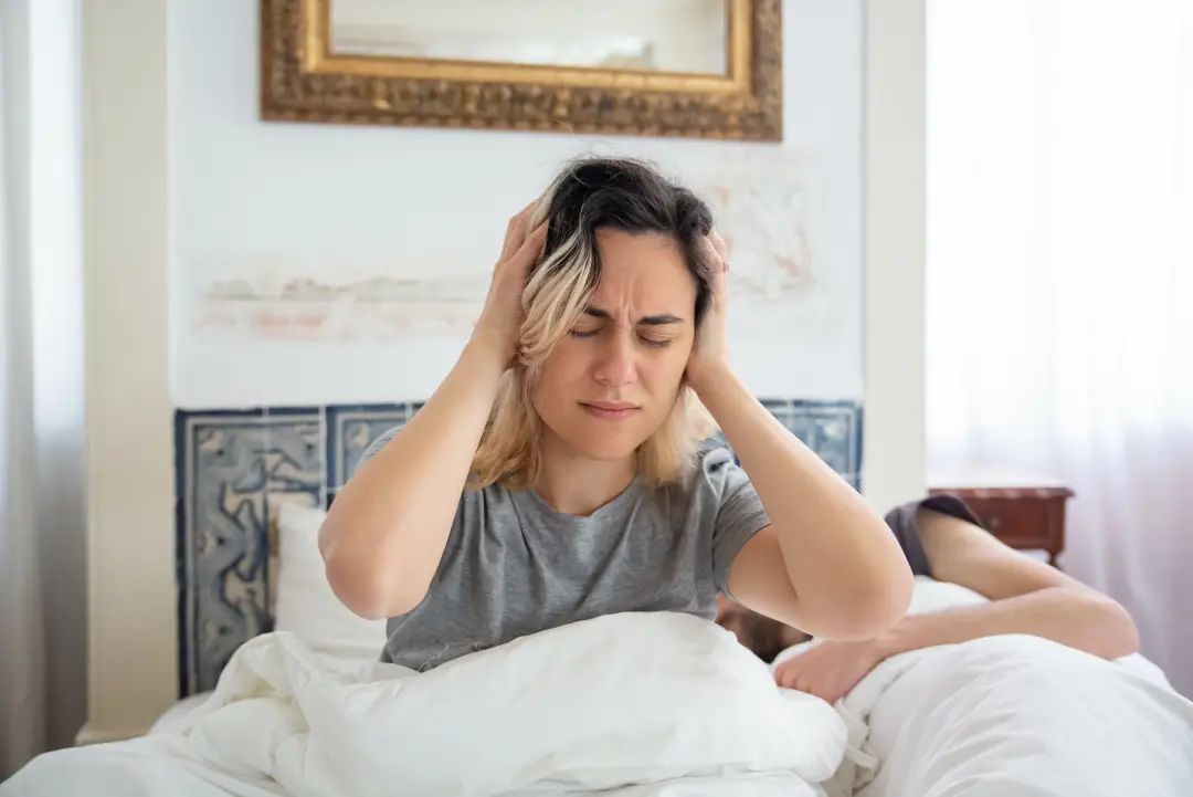 外显记忆与内隐记忆的例子区别