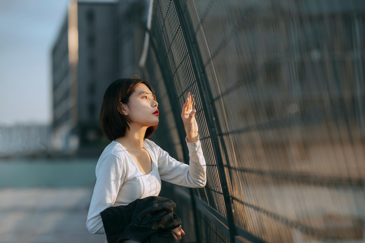异地婚姻中难以摆脱的无力感